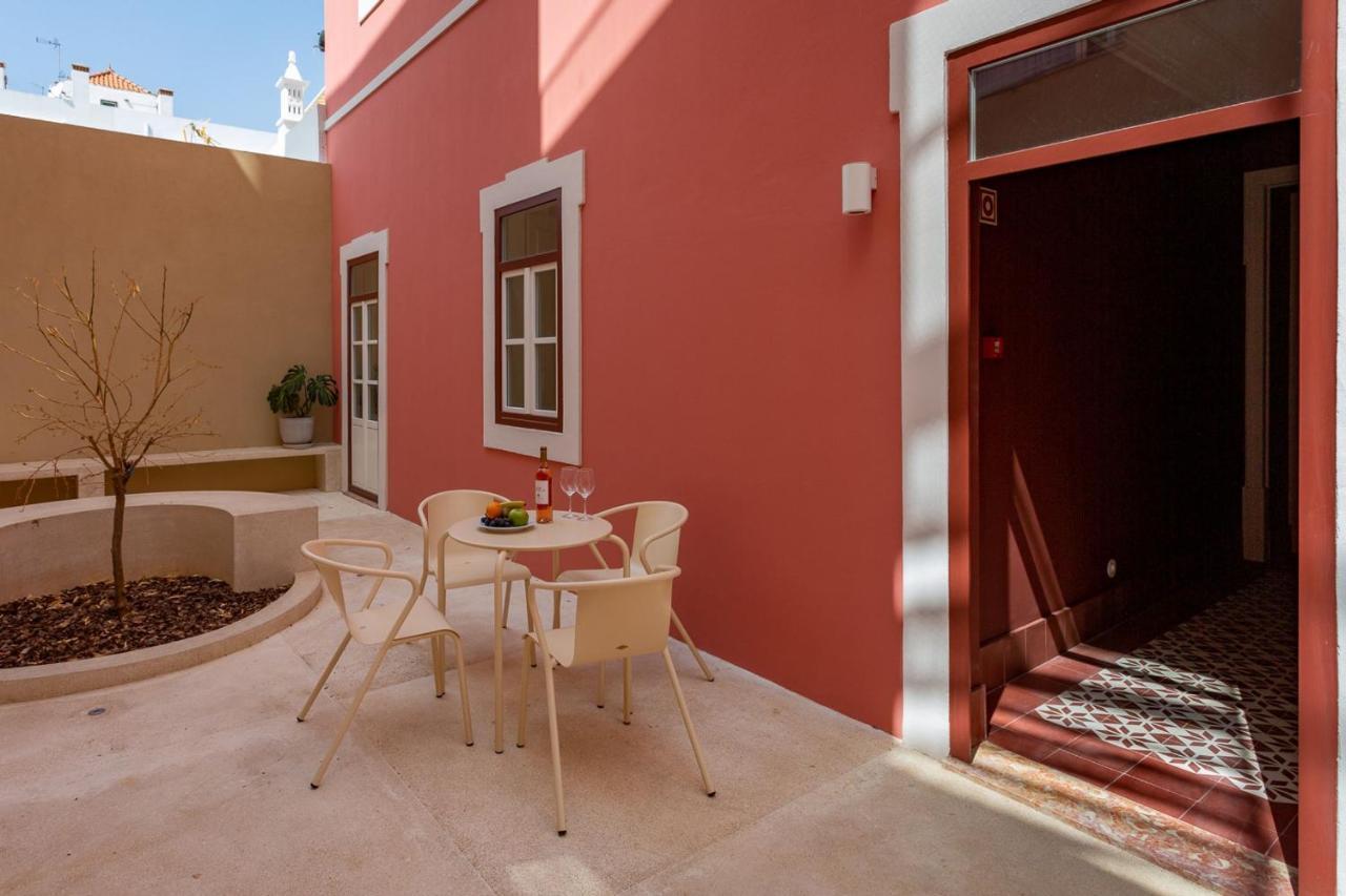 Princess Building W/Pool By Lovelystay Vila Real de Santo António Екстериор снимка