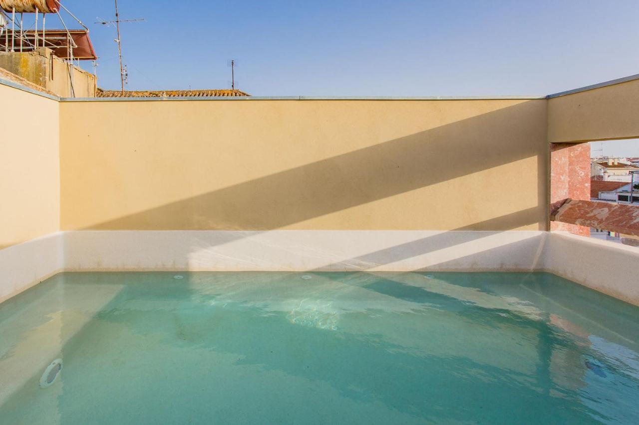 Princess Building W/Pool By Lovelystay Vila Real de Santo António Екстериор снимка