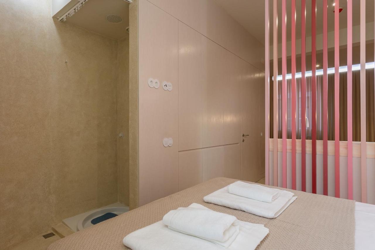 Princess Building W/Pool By Lovelystay Vila Real de Santo António Екстериор снимка