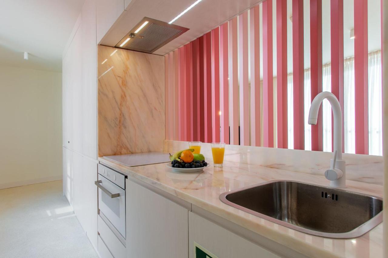 Princess Building W/Pool By Lovelystay Vila Real de Santo António Екстериор снимка